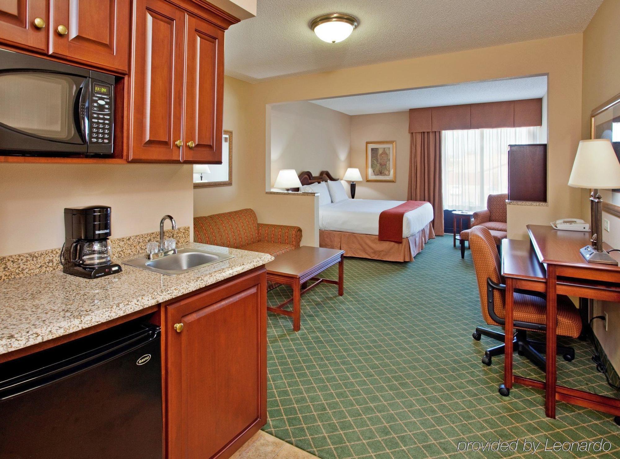 Holiday Inn Express Hotel & Suites Cape Girardeau I-55 By Ihg Pokoj fotografie
